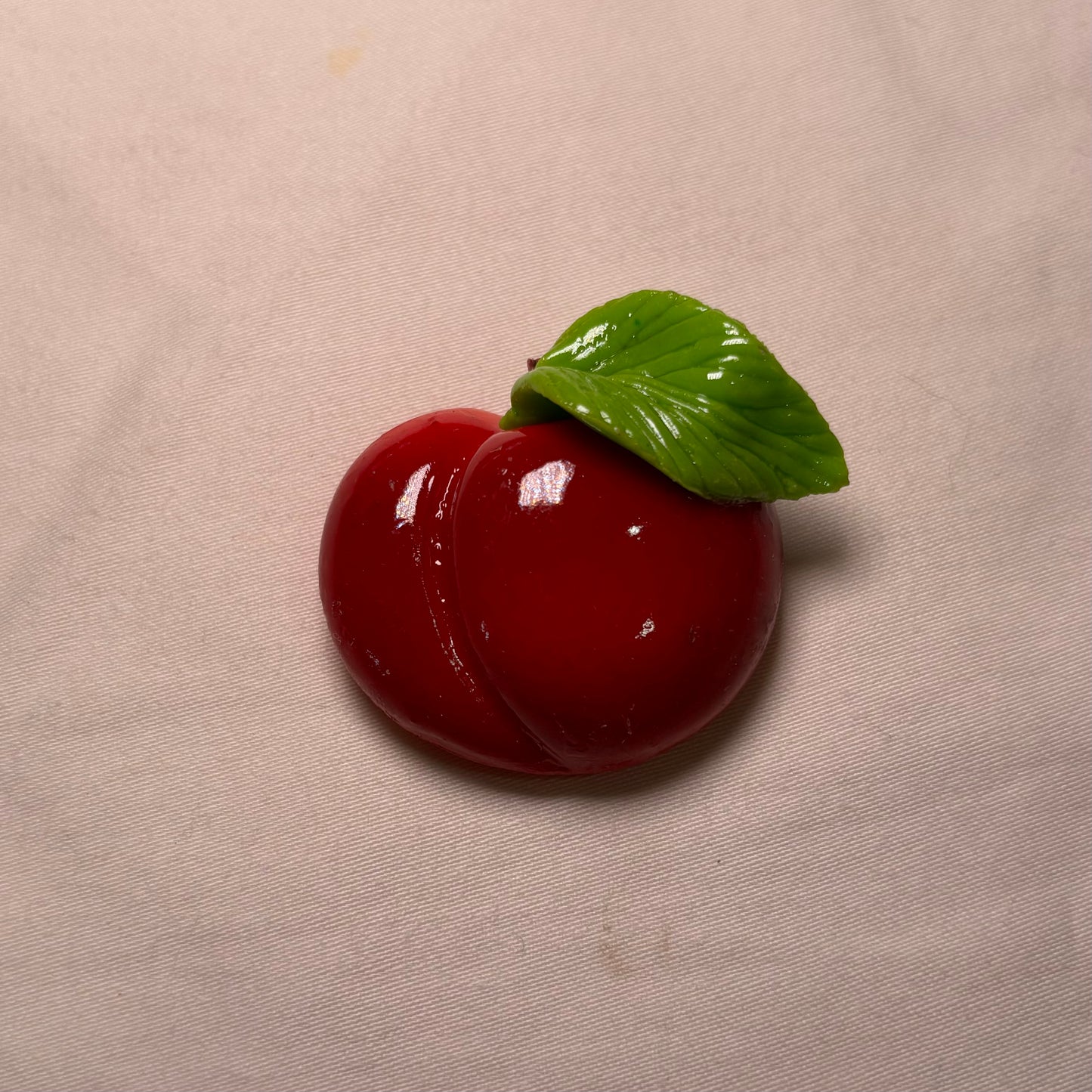 Plum Magnet