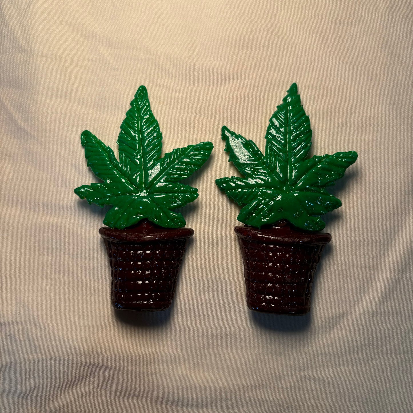 Marijuana in Pot Magnet