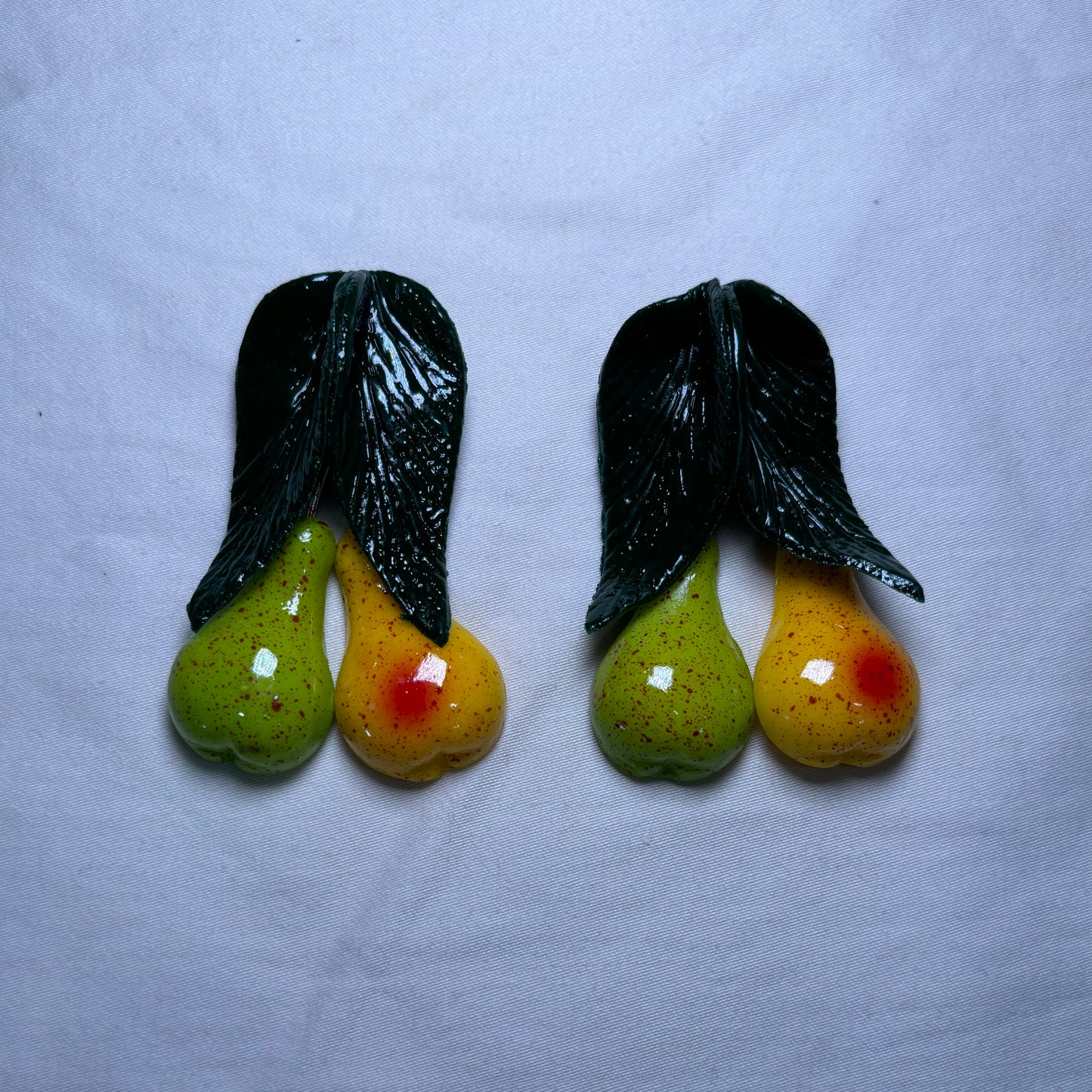 Hanging Pears Magnet
