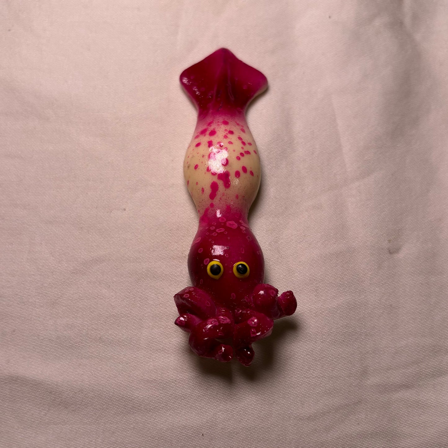 Calamari Magnet