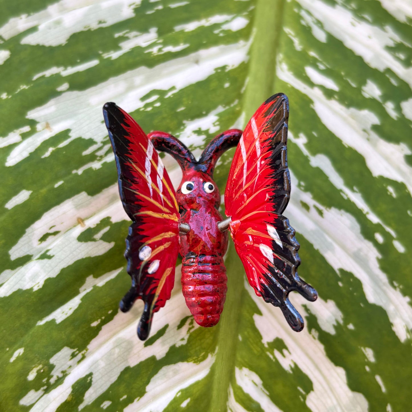 Moving Butterfly Magnet
