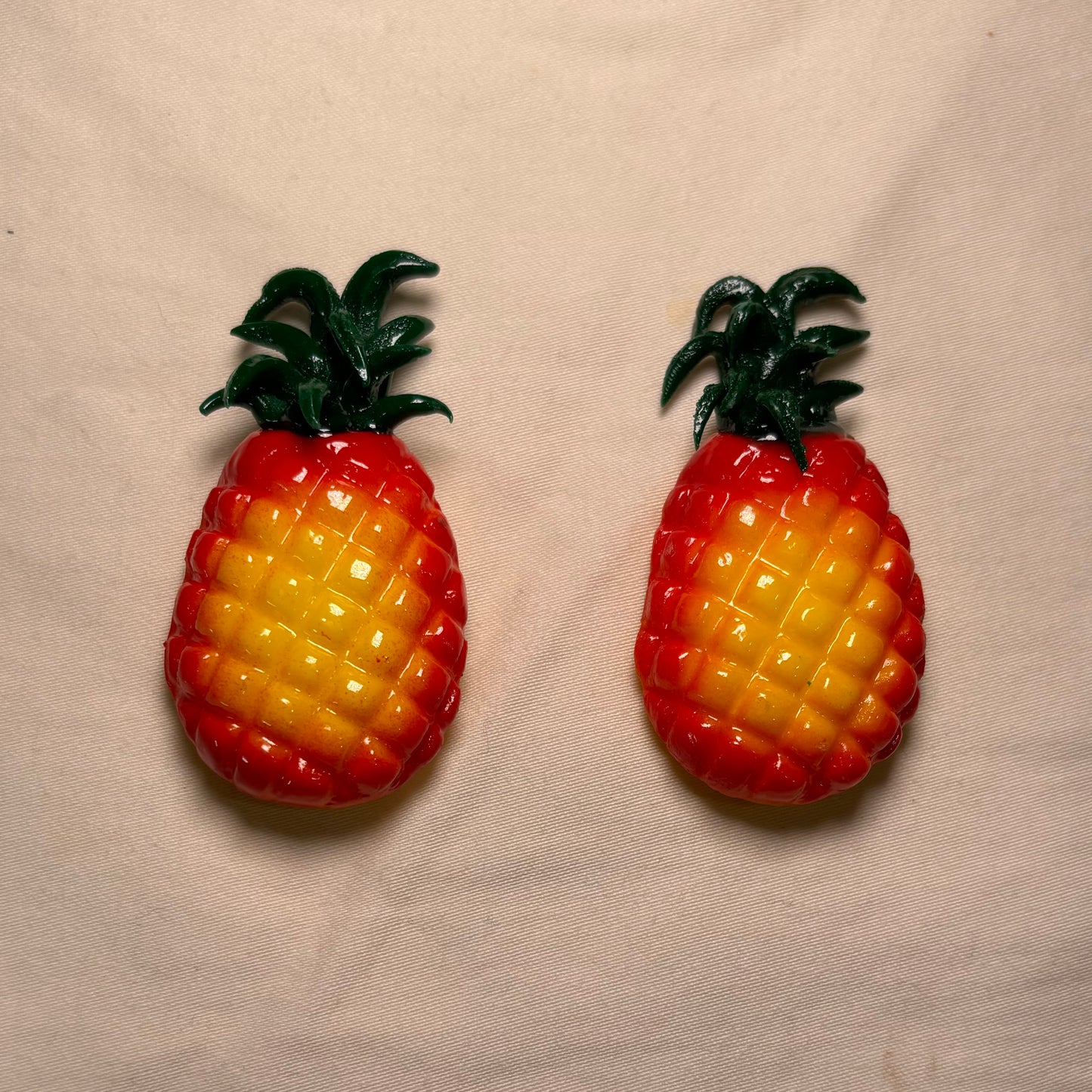 Pineapple Magnet