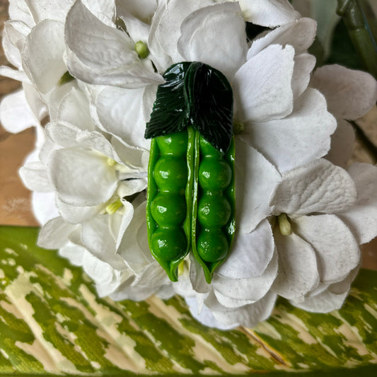 Double Peas Magnet