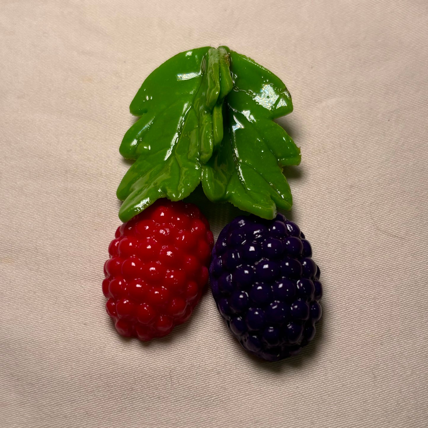 Hanging Berries Magnet
