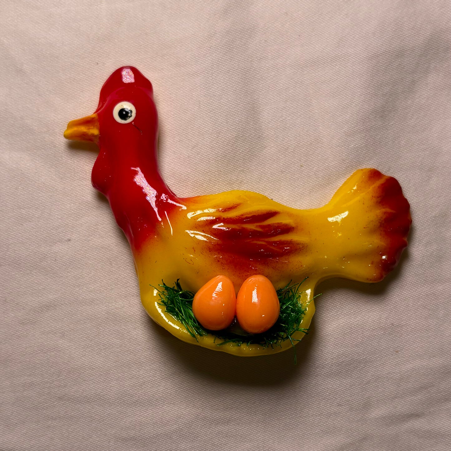 Hen with Eggs Magnet