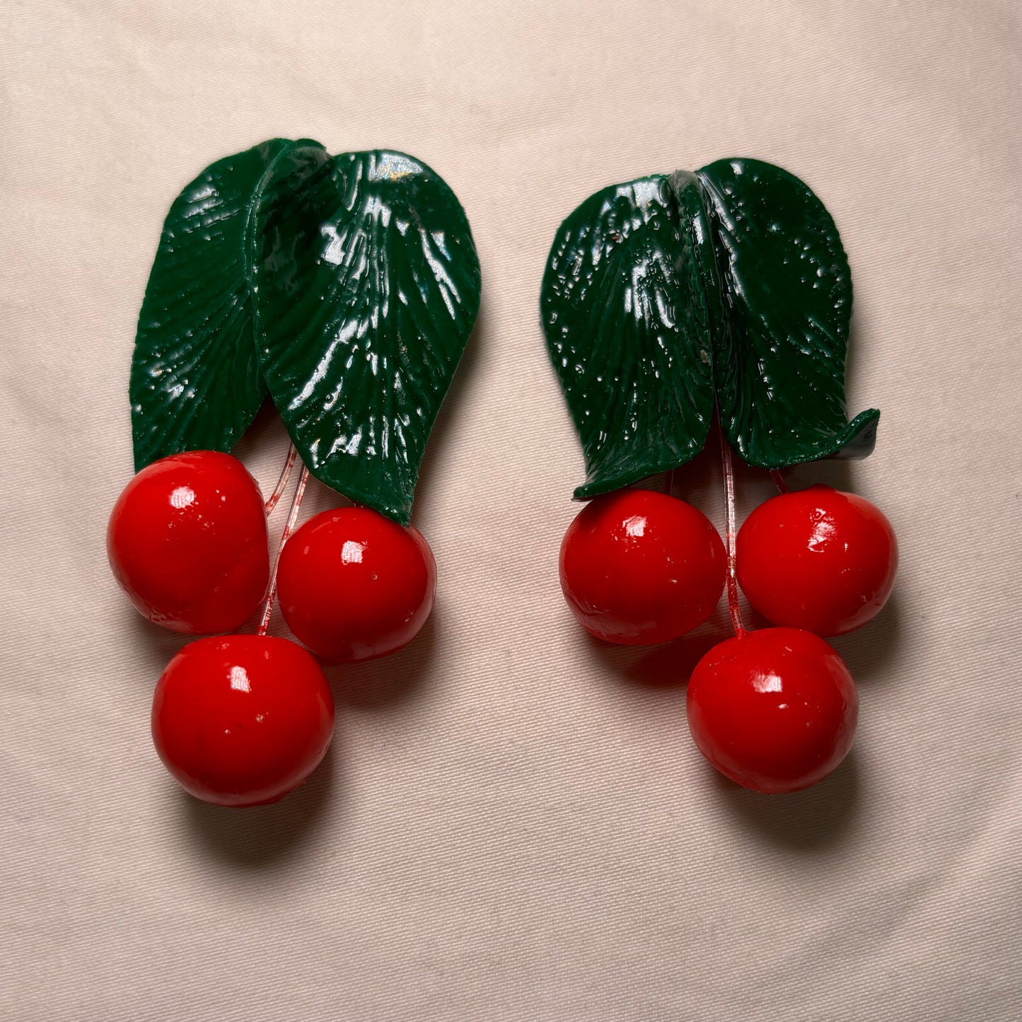 Cherry Magnet